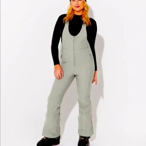 NEW Half days Isabel soft shell bib Size Small!